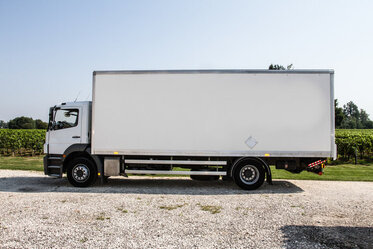 boxtruck 3 373 x 249